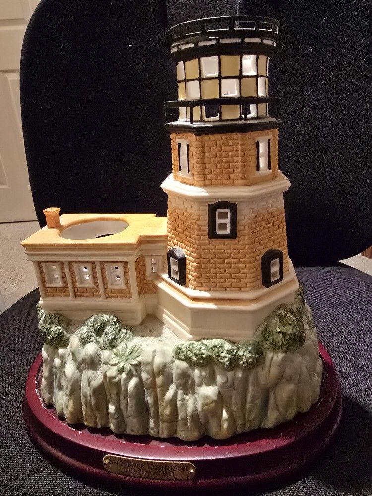 Lighthouse Tealight Candle Holder