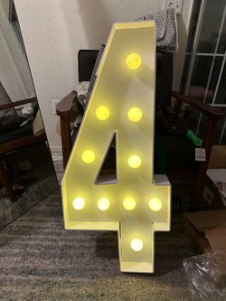 3ft number 4 marquee number