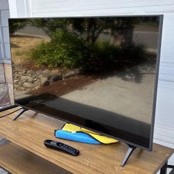 43” LG TV