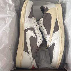 Jordan 1 Retro Low Travis Scott Reverse Mocha