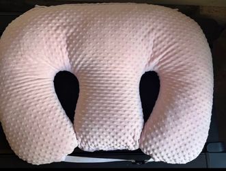 Twin Z pillow