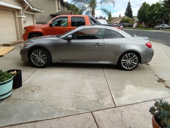 INFINITI 2009 G37  HARDTOP CONVERTIBLE NEED TO SELL ASAP