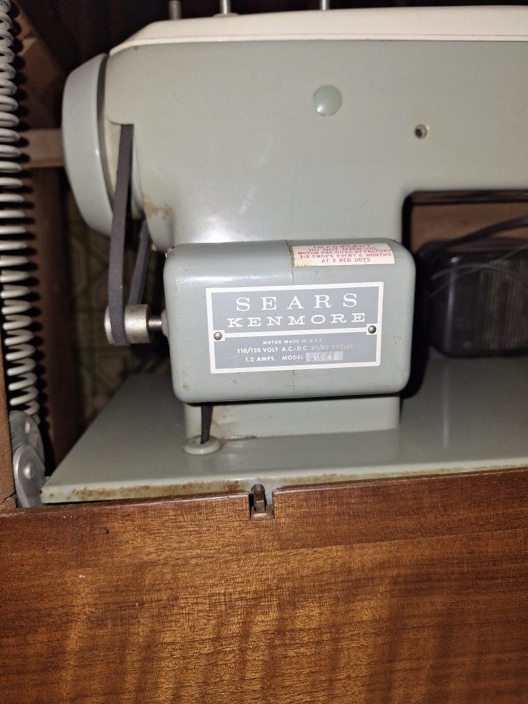 Sears Kemore Sewing Machine 