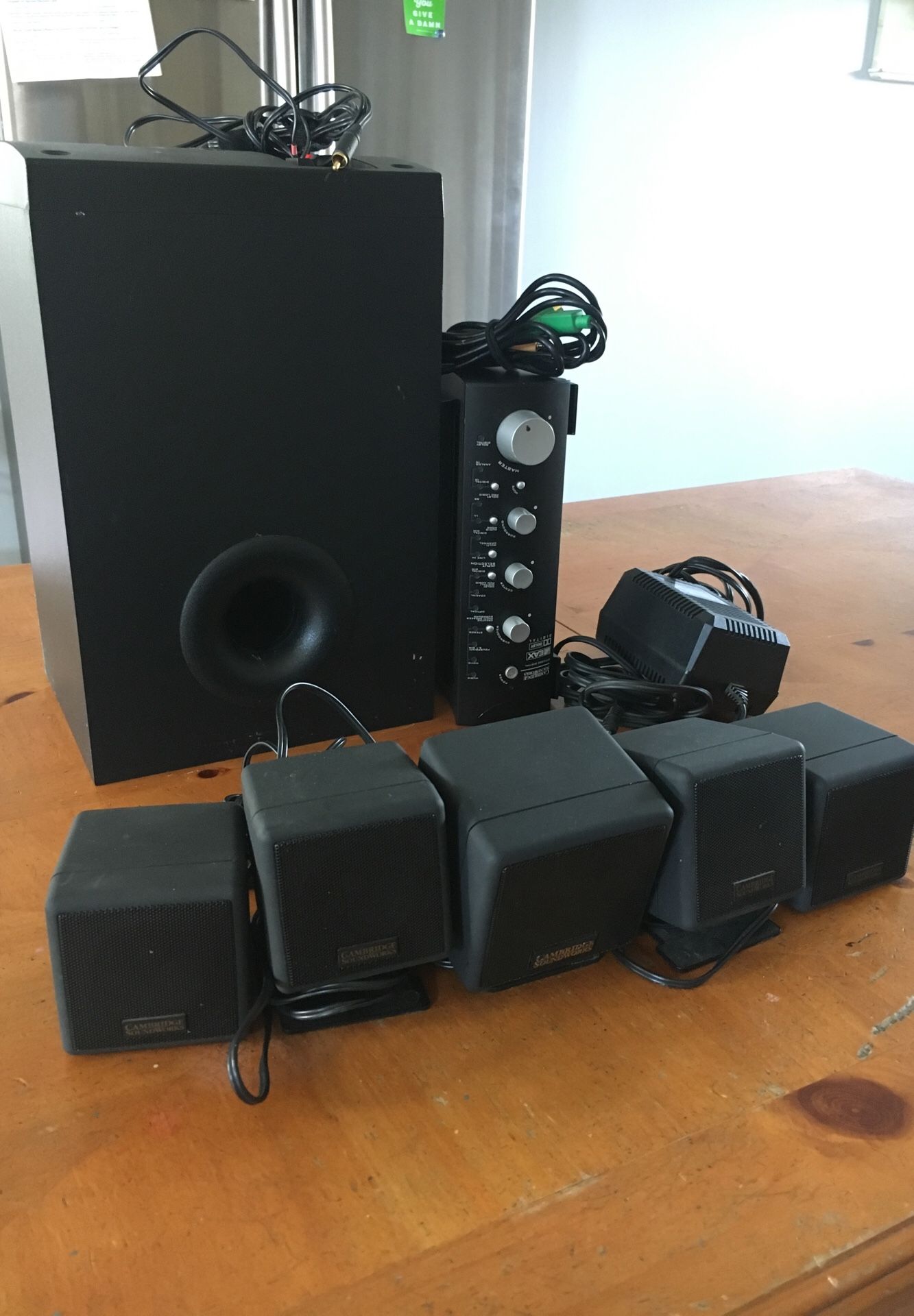 Cambridge Soundworks 5.1 DTT3500