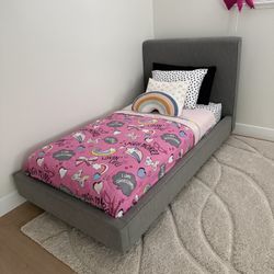 Twin Size Bed 