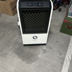 2 ANDTE 250-Pint Commercial Dehumidifier – Works Great