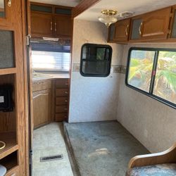 26 FT  5th Wheel