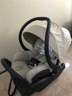 NEW Maxi Cosi Mico Max 30 nomad sand infant car seat for Sale