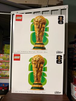 LEGO FIFA World Cup official Trophy set 43020