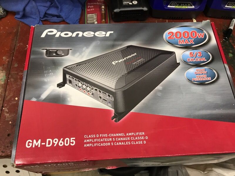 Pioneer gm-d9605 5 channel amp