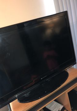 40 Inch TV Pick Up Only