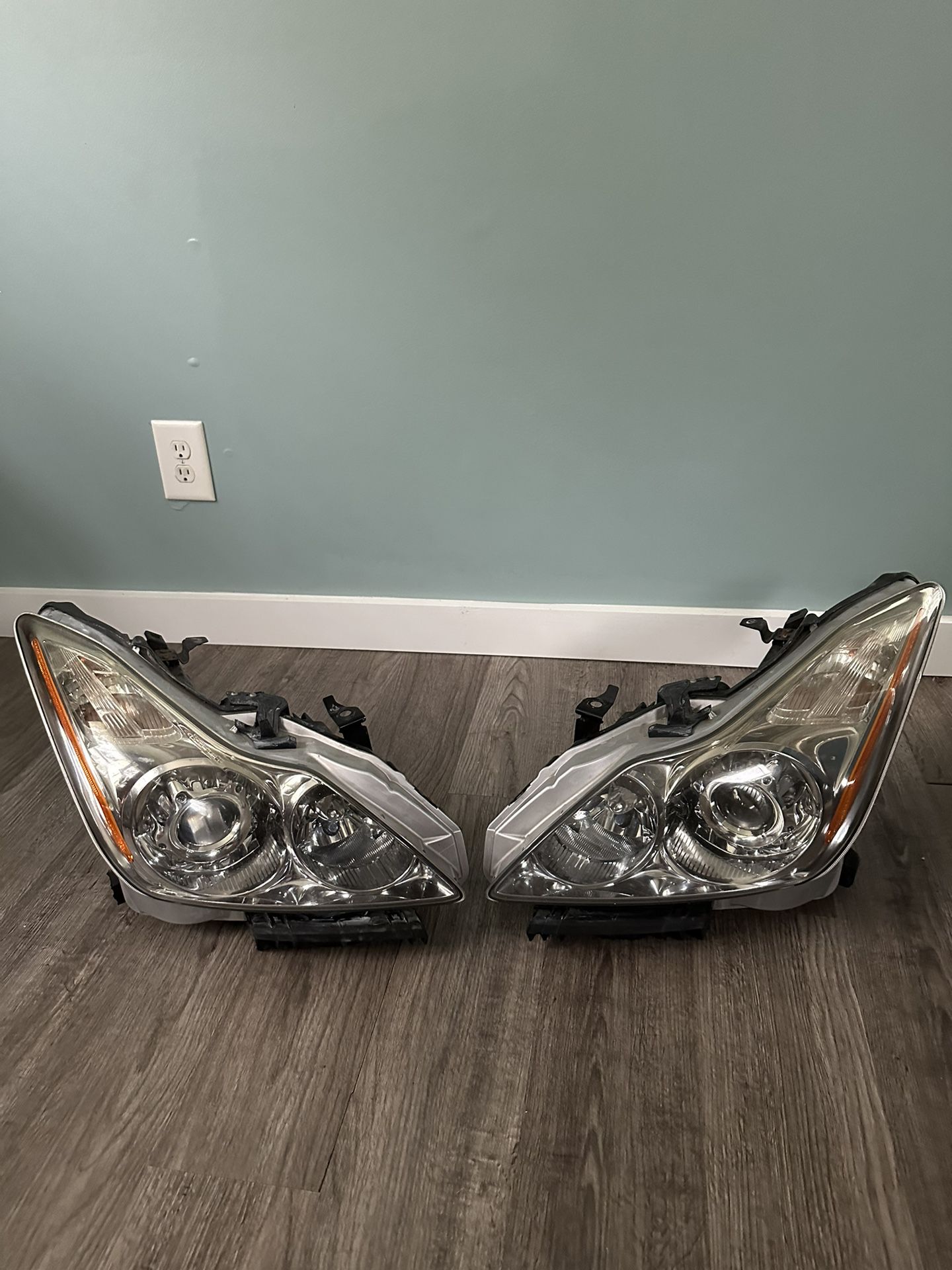 Oem G37 Coupe Headlights 