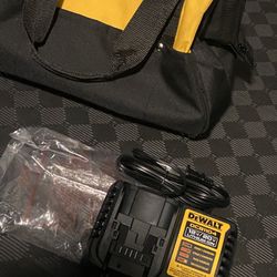 Dewalt 20v Charger and Tool Bag New