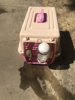 !! Small Pet Crate Firm Price