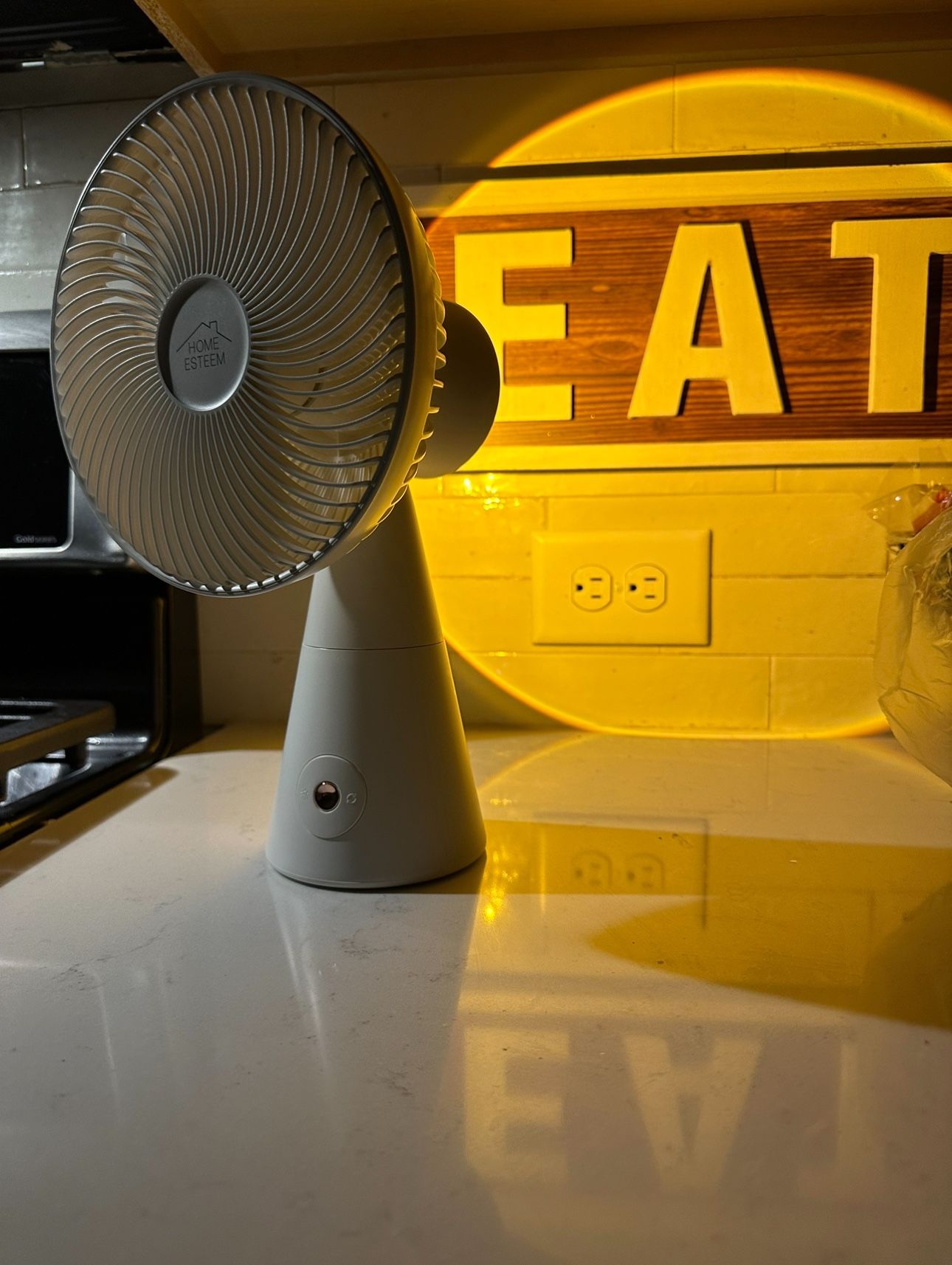 Oscillating Desk Fan