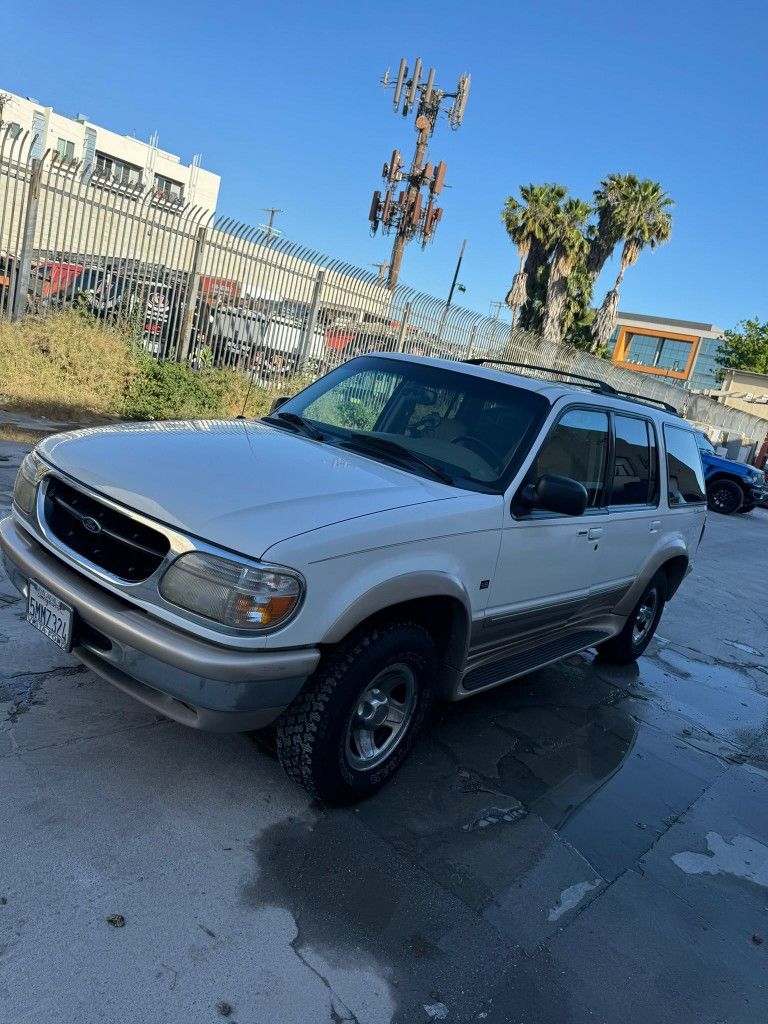 1997 Ford Explorer