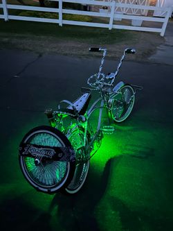 Low rider bike show
