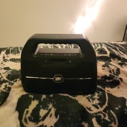 Black Speaker 