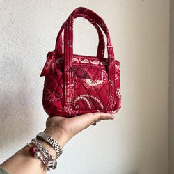 Vera Bradley Red Quilted Paisley Pattern Zipper Closure Small Mini Handbag