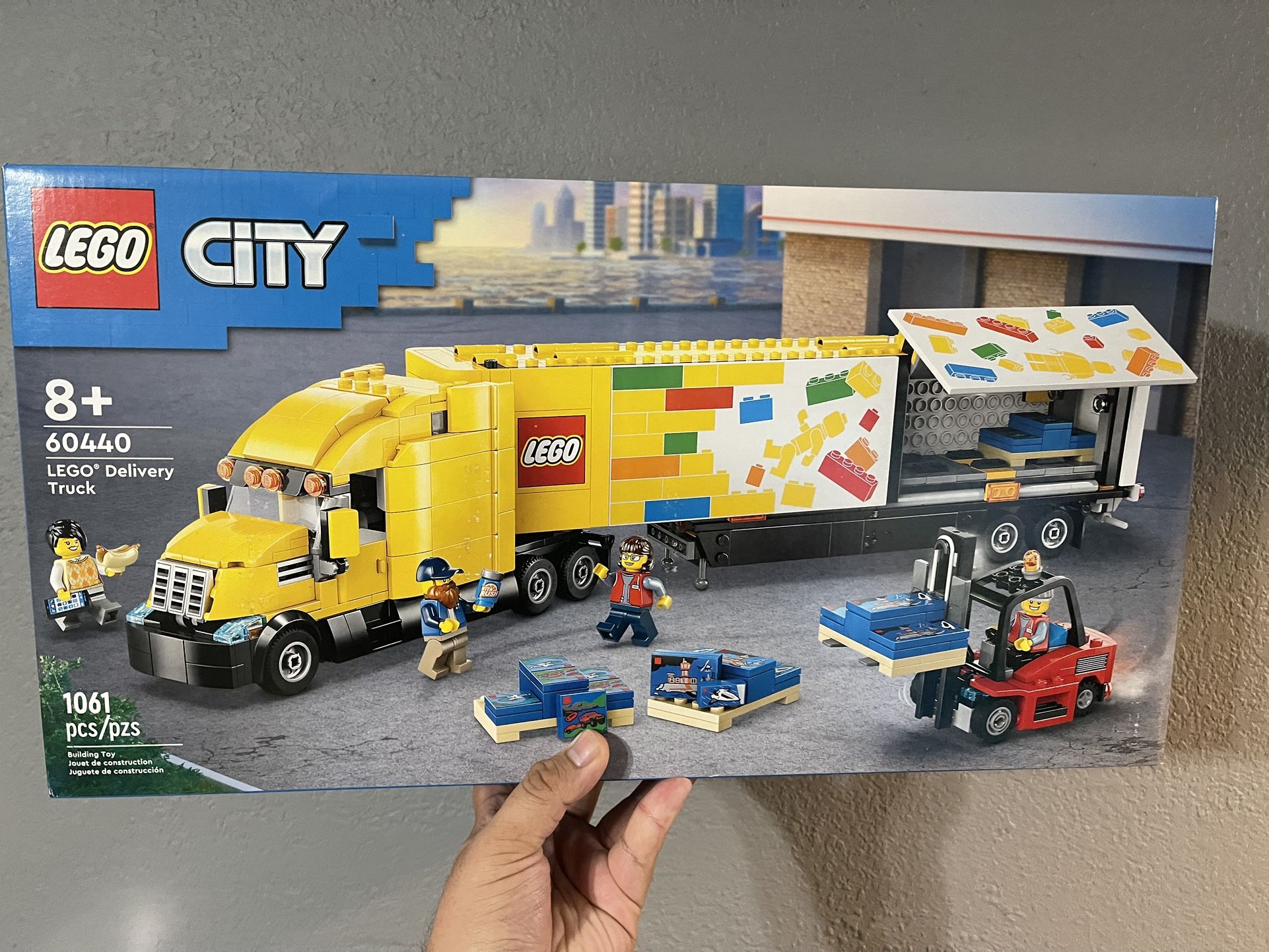 Lego Delivery Truck New