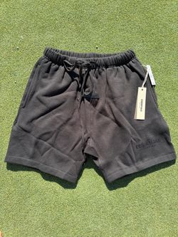 Essentials, short size medium