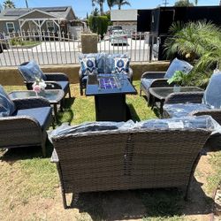 Brand New Patio Outdoor Furniture Set With Fire Pit