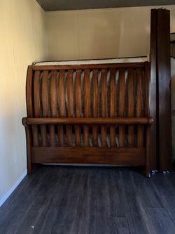 Queen Wooden Sleigh Bed frame