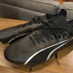 Puma Ultra Ultimate FG/AG soccer cleats