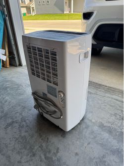 Soleus Air 70 pt dehumidifier￼
