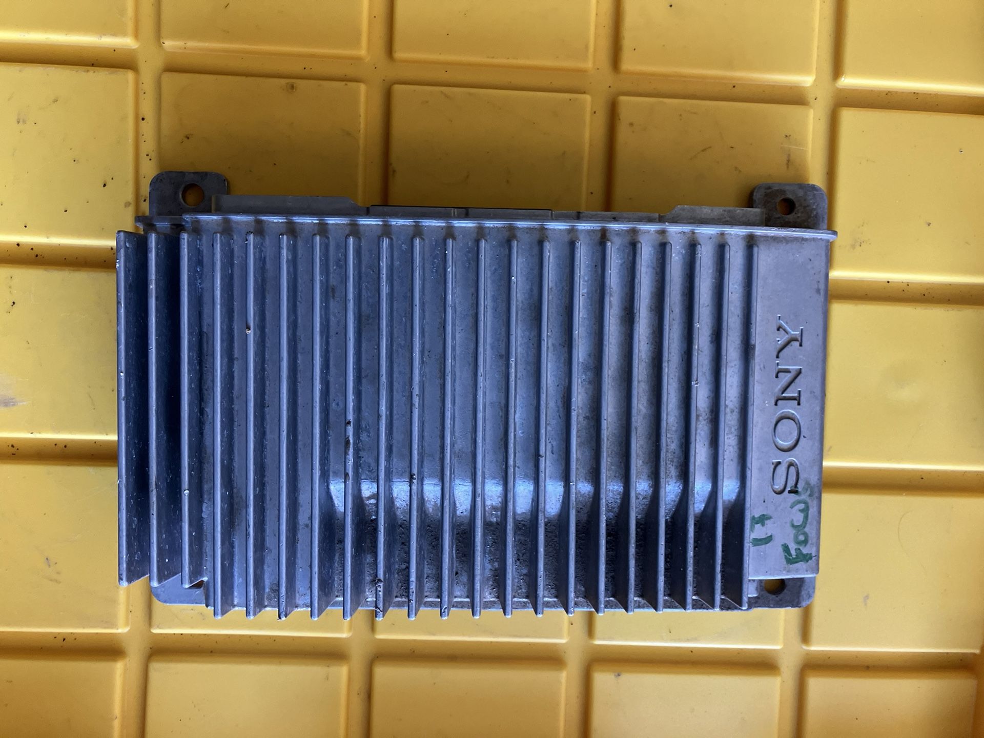 2015 - 2018 FORD FOCUS ST SONY AUDIO STEREO RADIO SOUND SYSTEM AMPLIFIER AMP OEM