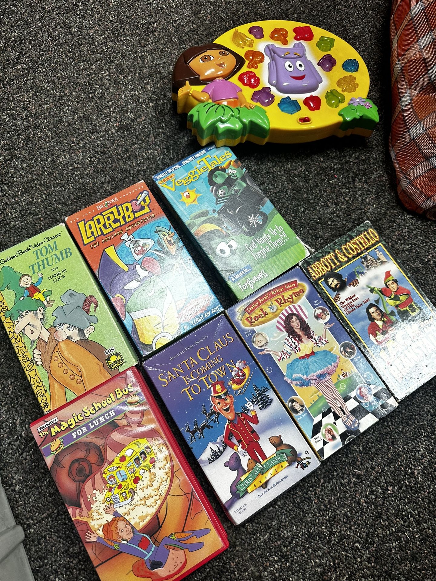 VHS Kids (7) & Dora Explorer Toy Bundle 