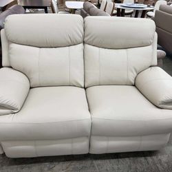 2-seat Leather Power Reclining Sofa with Power Headrests