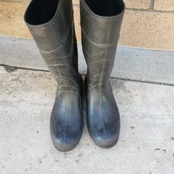 Red Ball Rubber Boots