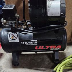 Thomas T-617HDN Ultra Air Pac 2 Gallon Commercial Compressor w/ Accessories 