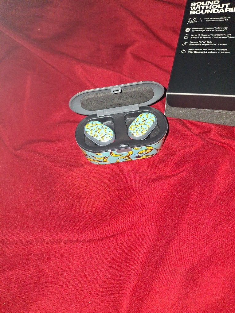 Ear Bud's