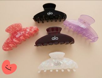 Alo Hair Claw Clips
