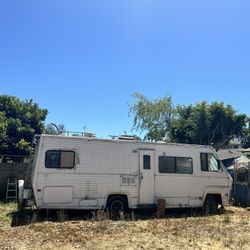 80’s Rv on Chevy Chassis