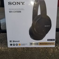 Sony wireless earphones WH-CH700N