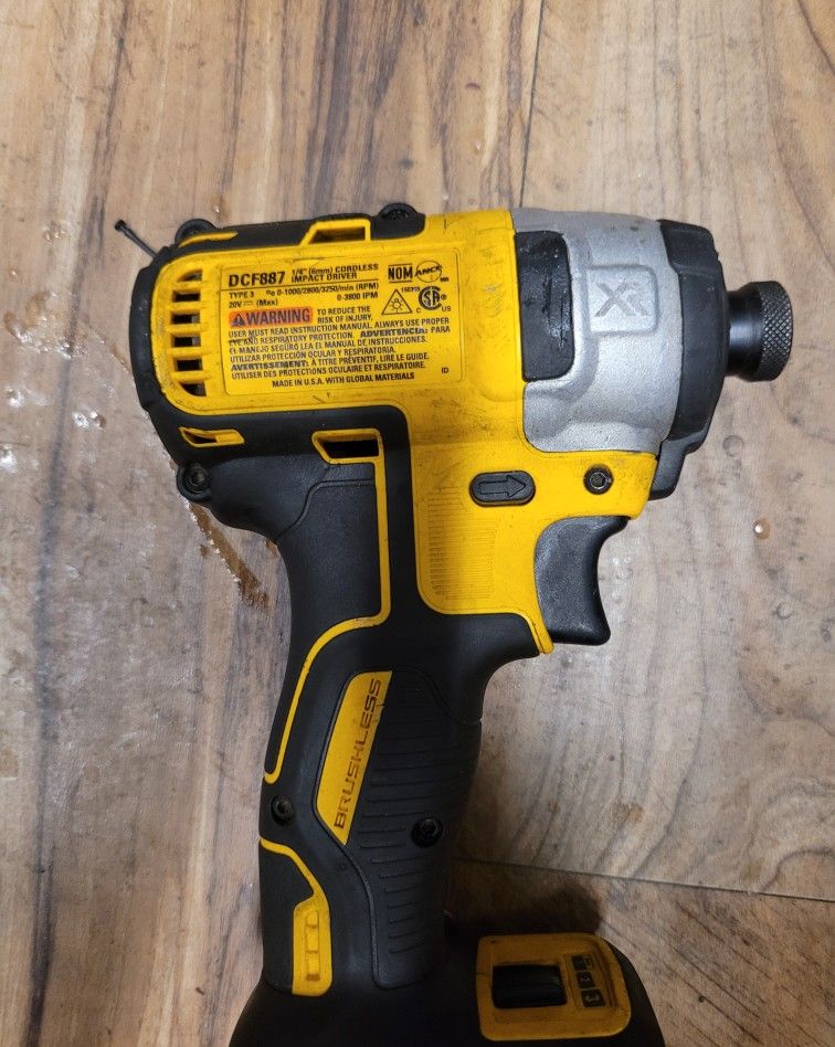DeWalt 20v MAX XR Brushless 1/4in. Cordless Impact Driver Motor