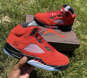 Air Jordan 5 Retro ‘Raging Bull’ 2021