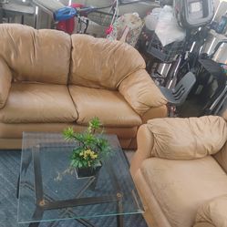 Se vende sala de 2 piezas de piel