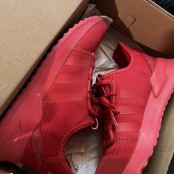 Red Adidas 3y