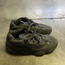adidas Yeezy 500 “Utility Black” Size 10 Men