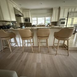 Bar Height Bar Stools 