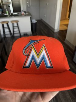 Miami Marlins Fitted Cap