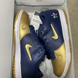 Supreme X Nike Dunk Low QS Metallic Gold Size 8.5 