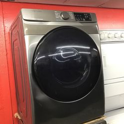 New Scratch And Dent Samsung Front Load Washer And Dryer Set. 1 year Warranty 
