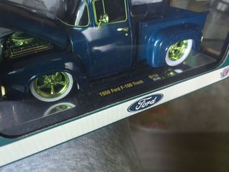 Die cast/m2/collectibles