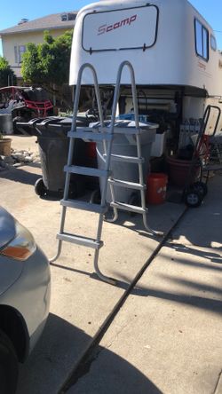 Bestway Above Ground Pool Ladder 