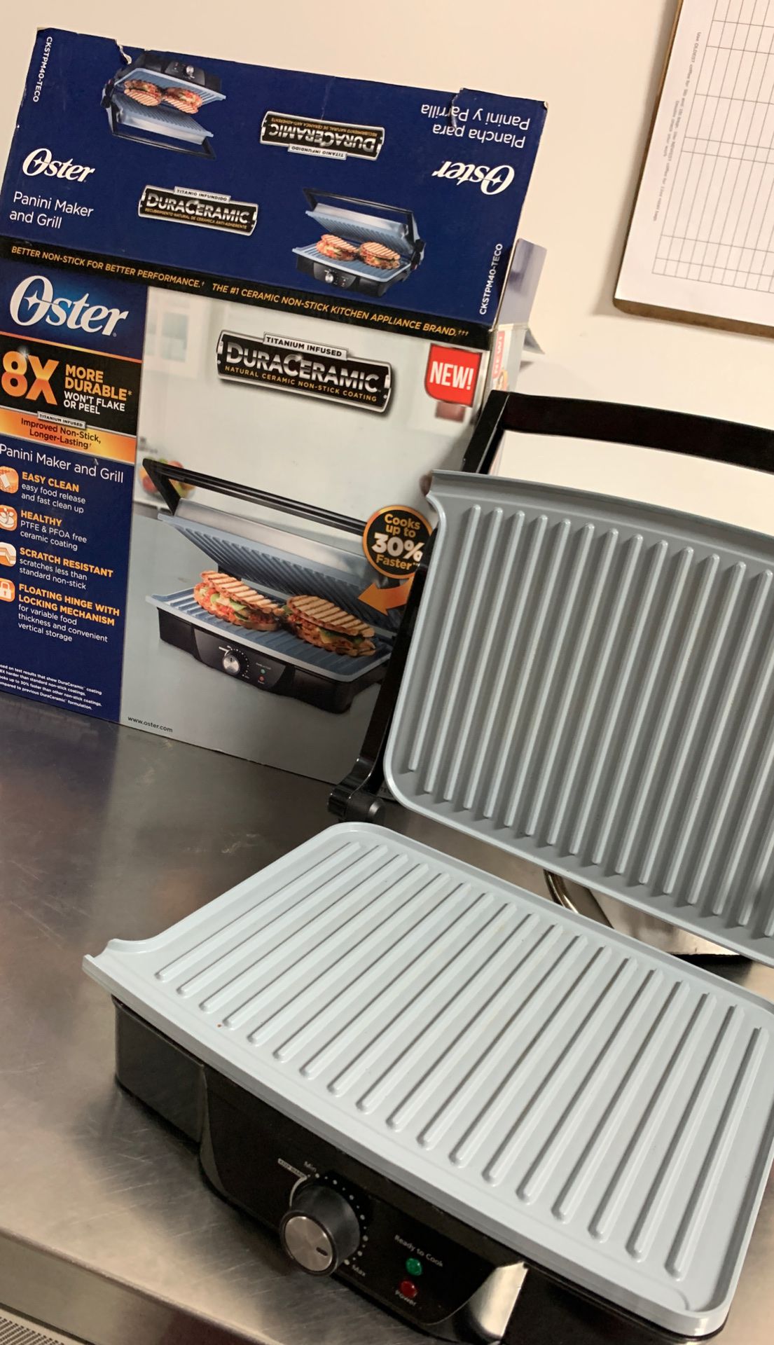 Oster CKSTM40-TECo Panini Maker and Indoor Grill